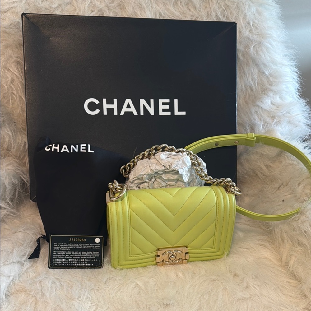 Chanel Green Crossbody Bag with Quilted Design